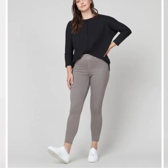 SPANX Gray Leggings - Picture 1 of 7